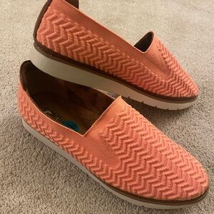 Cobb Hill Camryn Slip-On Coral size 7.5